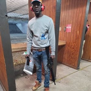 Meet your Posher, Quincy